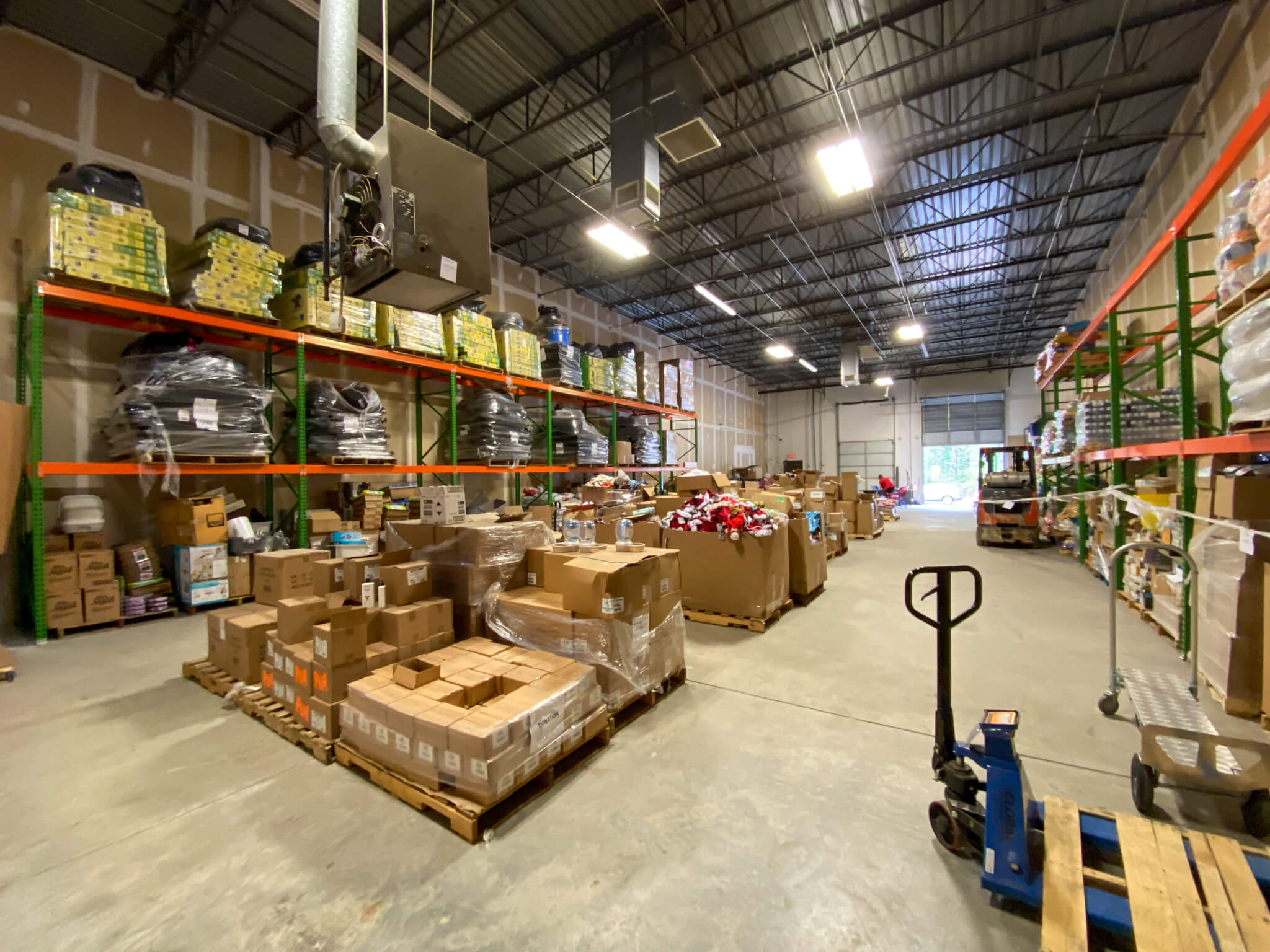 Pet Food and Supply Warehouse